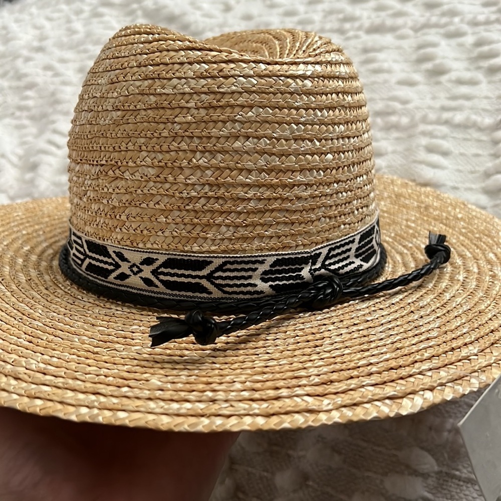 Boho hat - Picture 3 of 3